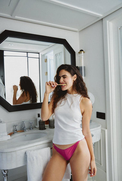 Braga brasileña Nubia - Fucsia-Black Limba