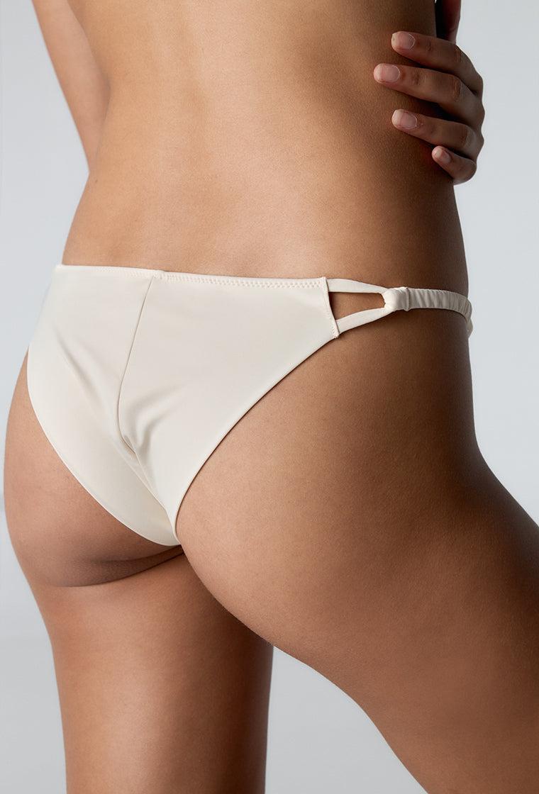 Conjunto de lencería Peony - Cream-Black Limba