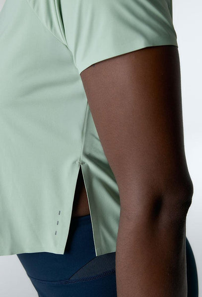 Conjunto deportivo Boost & Aqualine - Frosty green & Mid blue-Black Limba