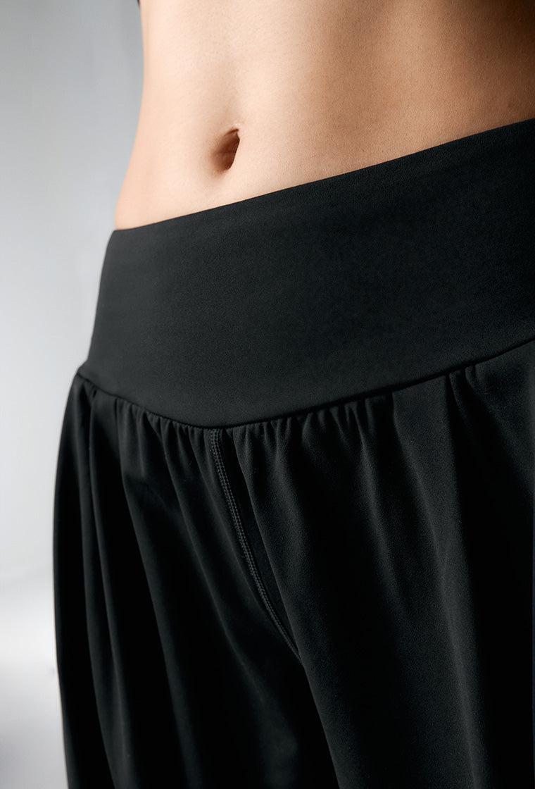 Conjunto deportivo Core & Rus - Black & Cream-Black Limba