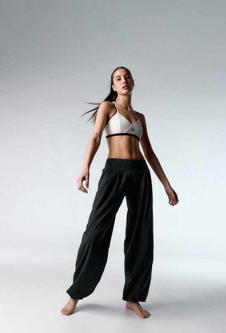 Conjunto deportivo Core & Rus - Black & Cream-Black Limba