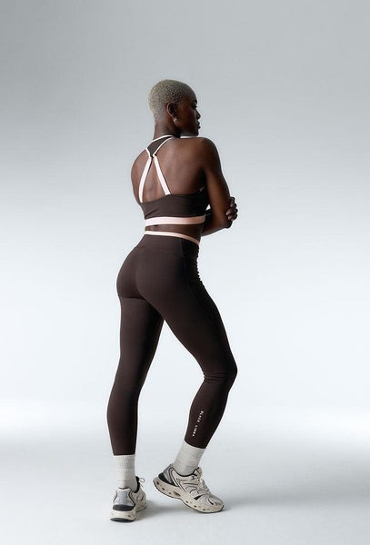 Conjunto deportivo Shape Pulse & Trackline - Chocolate & Marshmallow-Black Limba