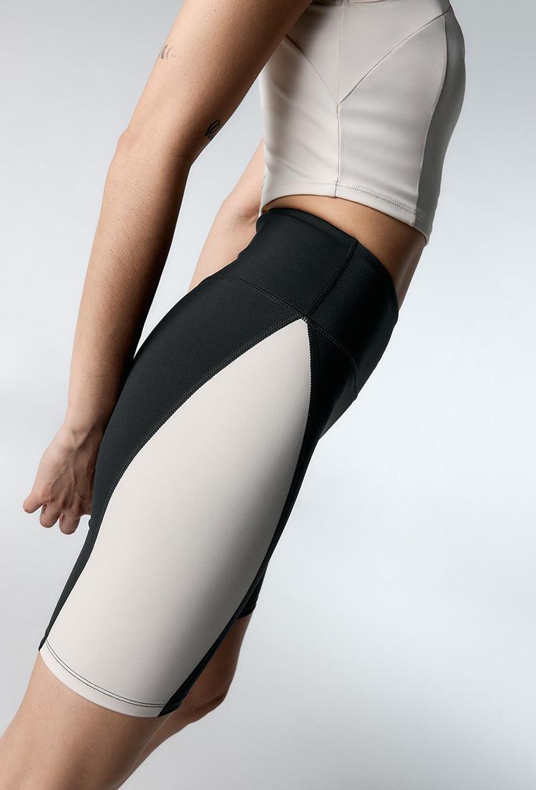 Conjunto deportivo Taijitu & Synergy - Cream & Black-Black Limba