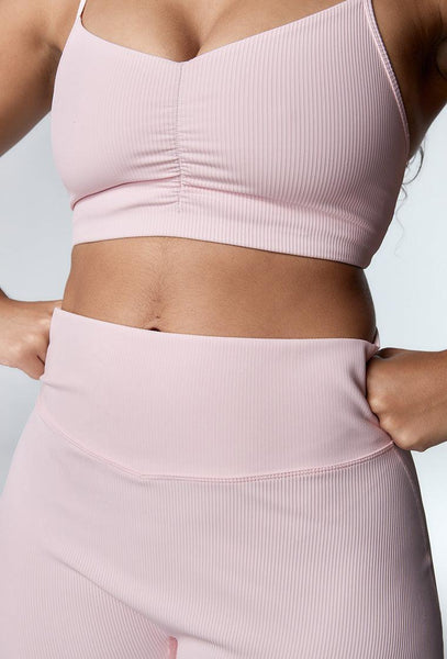 Top deportivo de sujeción baja Elle - Marshmallow-Black Limba